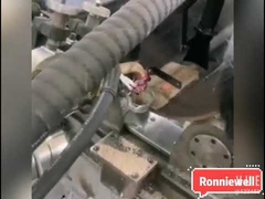 Piccolo tubo all'interno longitudinale stesso e saldatura di cucitura circolare