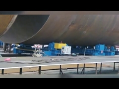 Assemblaggio e saldatura di torri eoliche offshore, letti rotanti per rulli